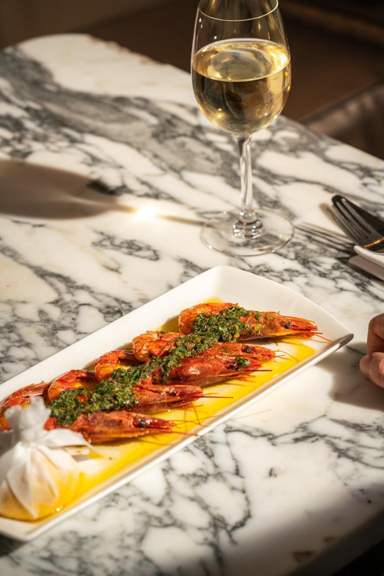 Sanderson Лондон Екстериор снимка Shrimp at the restaurant